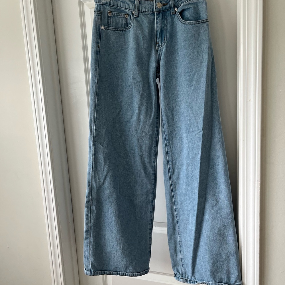Edikted Light Blue Jeans